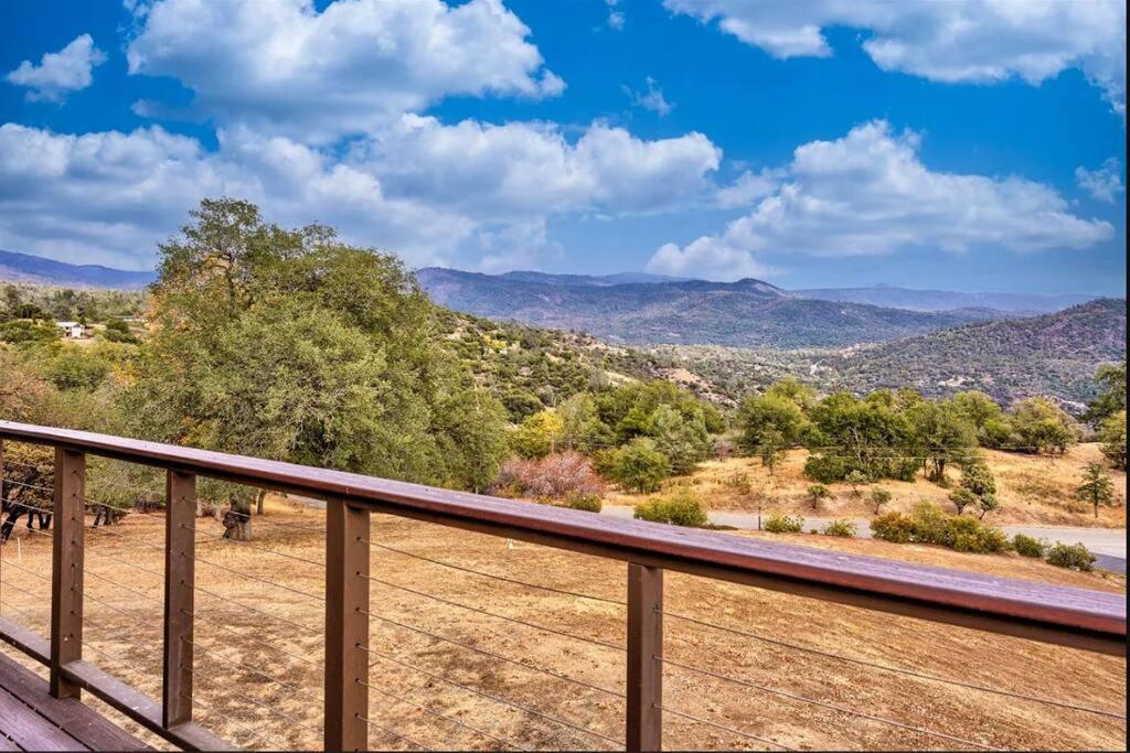 New! Yosemite Mountain Villa, Stunning Views -More Oakhurst Exteriér fotografie