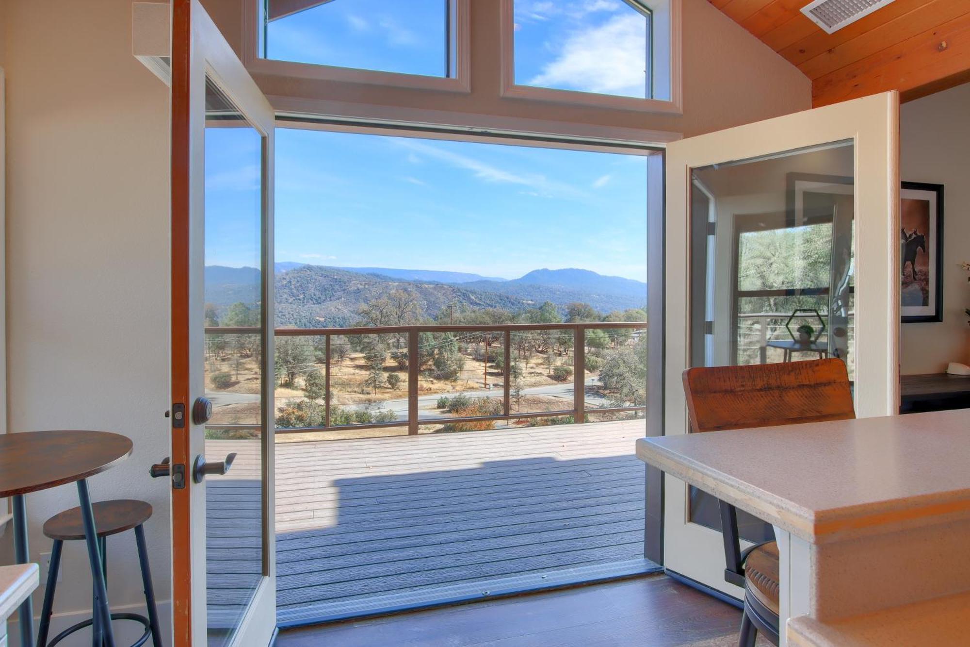 New! Yosemite Mountain Villa, Stunning Views -More Oakhurst Exteriér fotografie